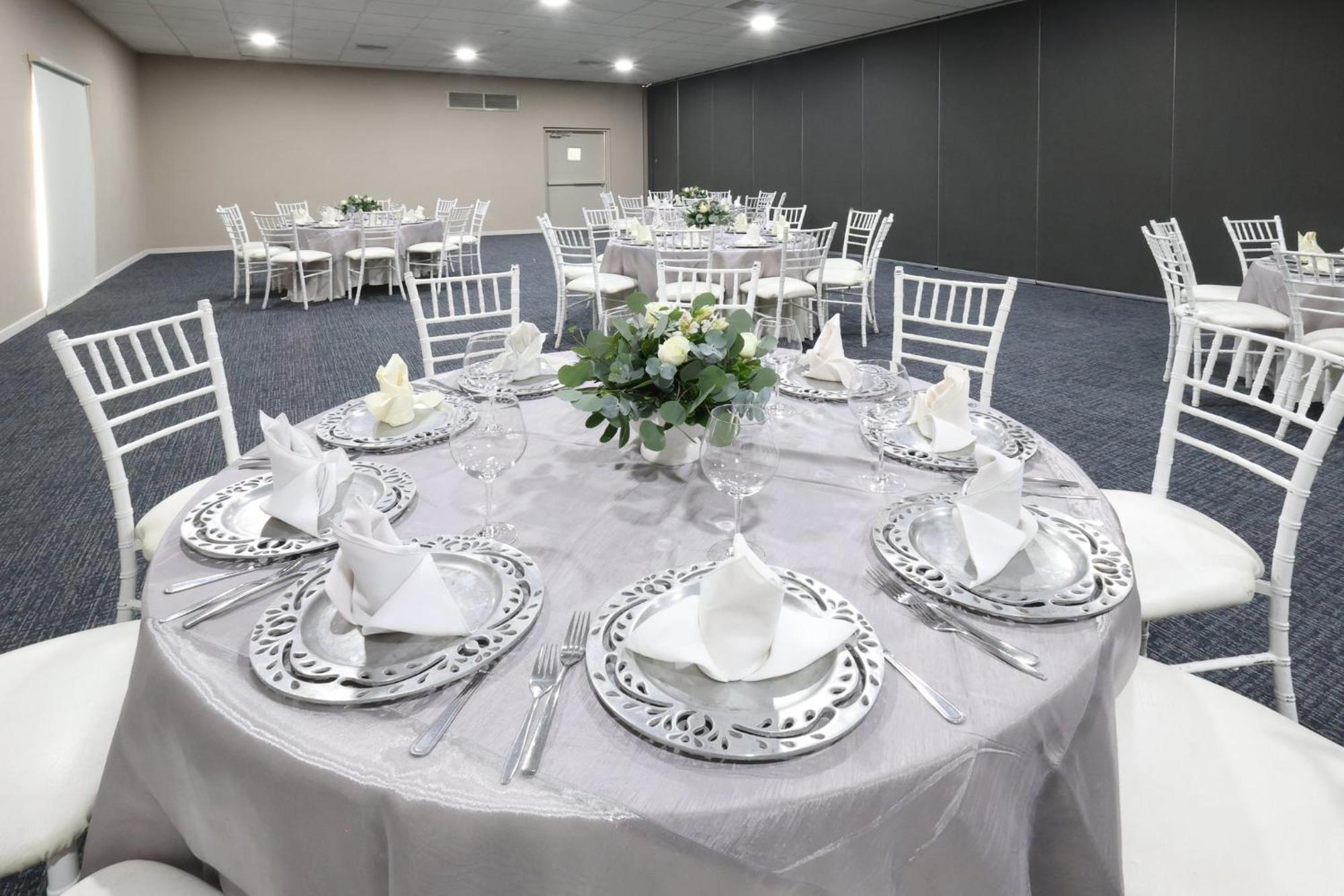 Voco Hermosillo By Ihg Exterior photo