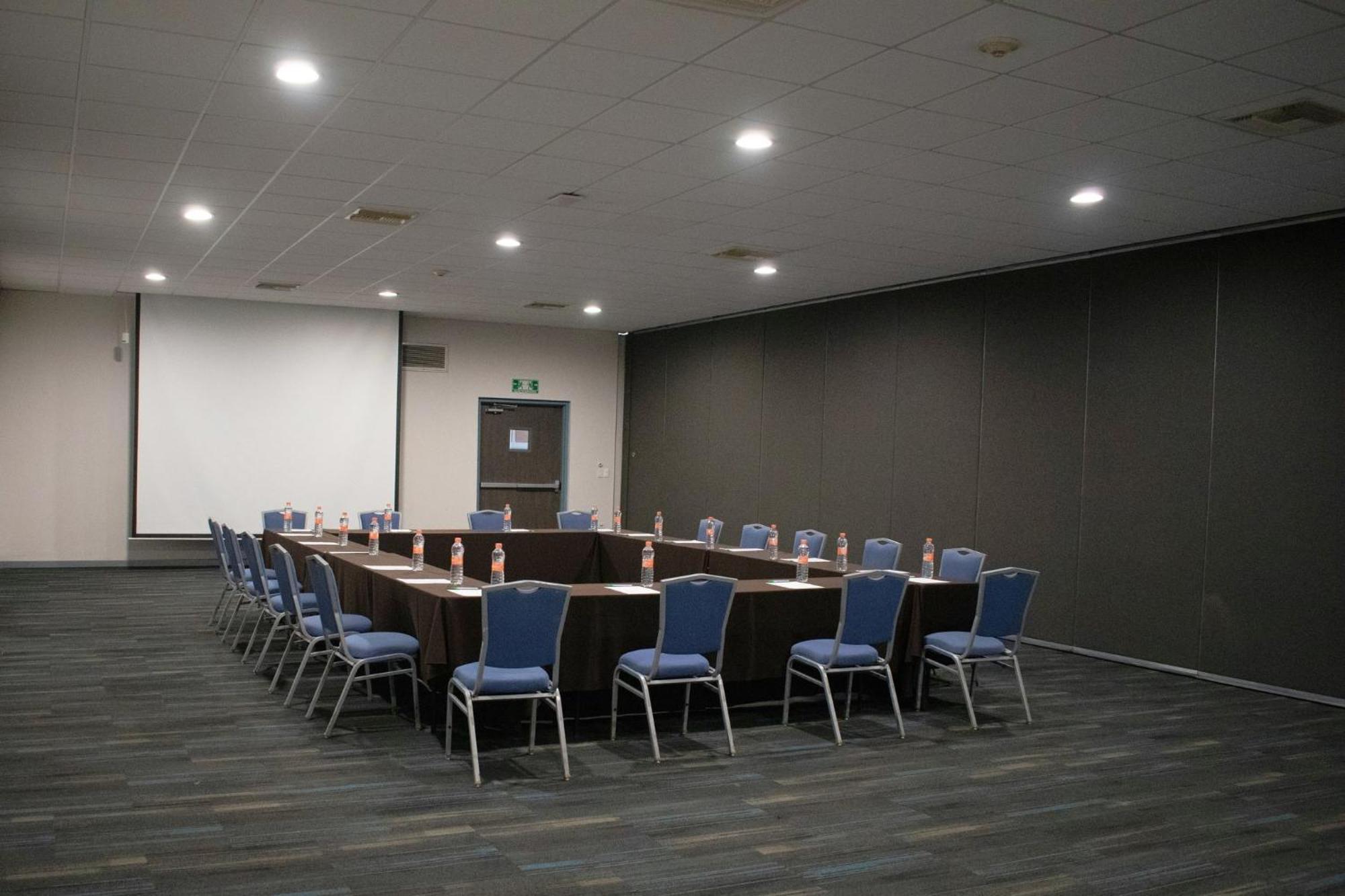 Voco Hermosillo By Ihg Exterior photo