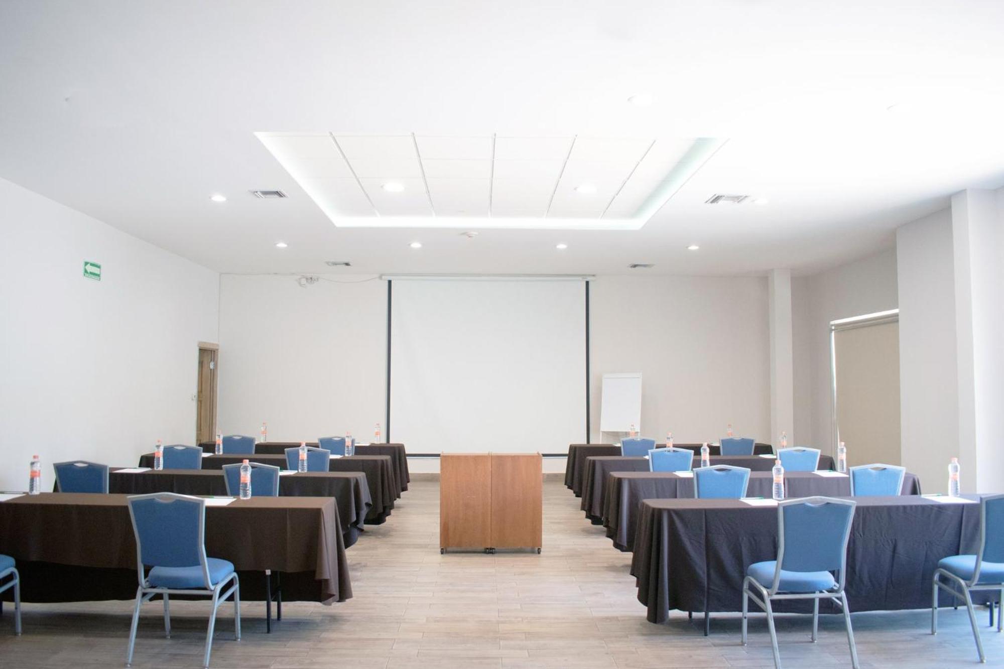Voco Hermosillo By Ihg Exterior photo
