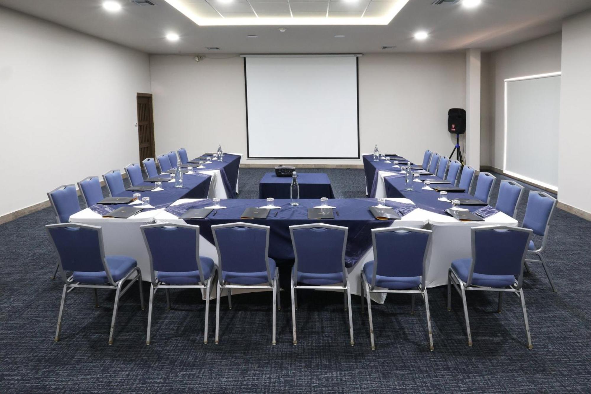 Voco Hermosillo By Ihg Exterior photo