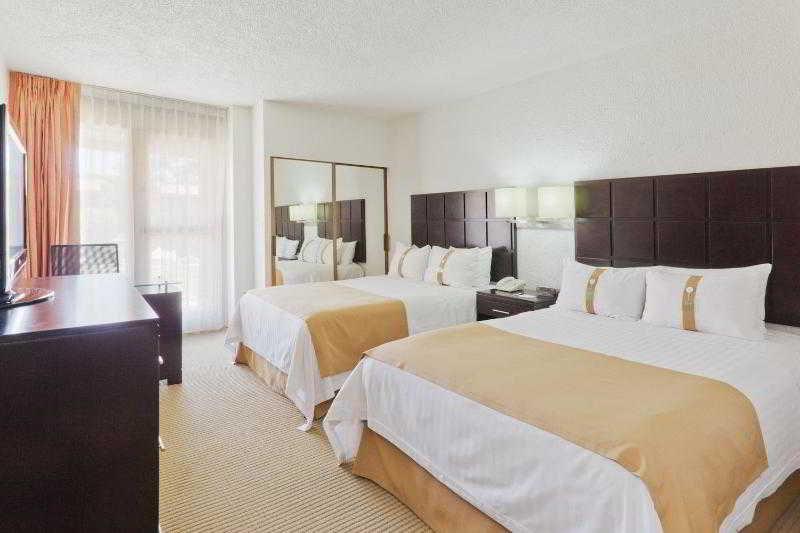 Voco Hermosillo By Ihg Room photo